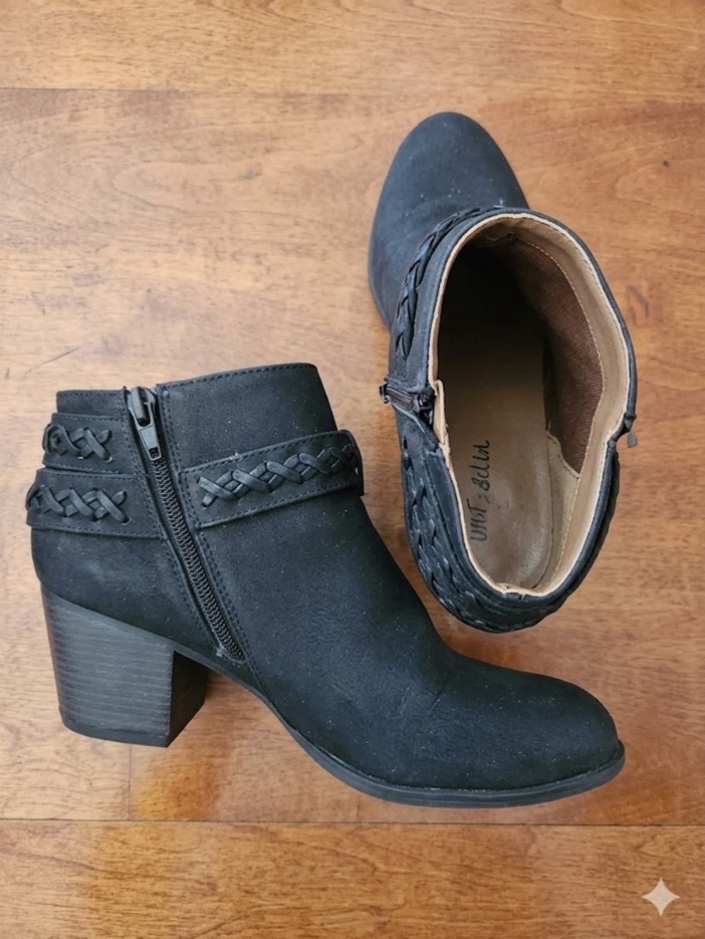 Women's Indigo rd. Sammy 2 Black Boots Size 8.5 Like New